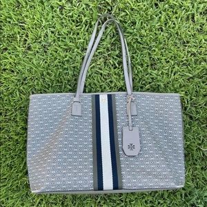 Tory Burch Gemini Link Gray Heron Tote Bag